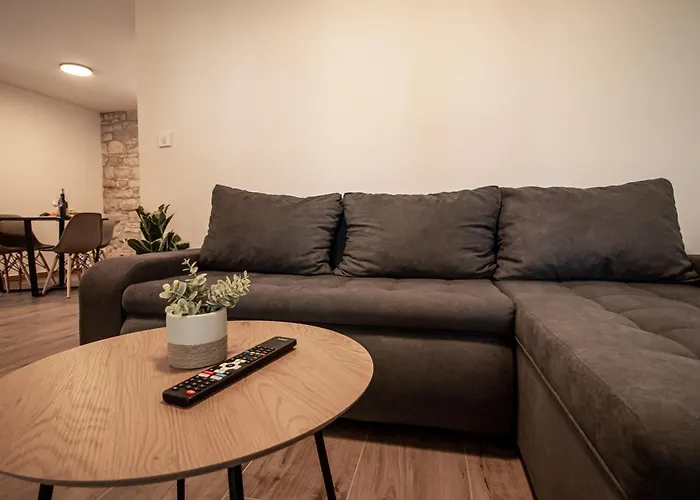 Ena Apartment Baderna